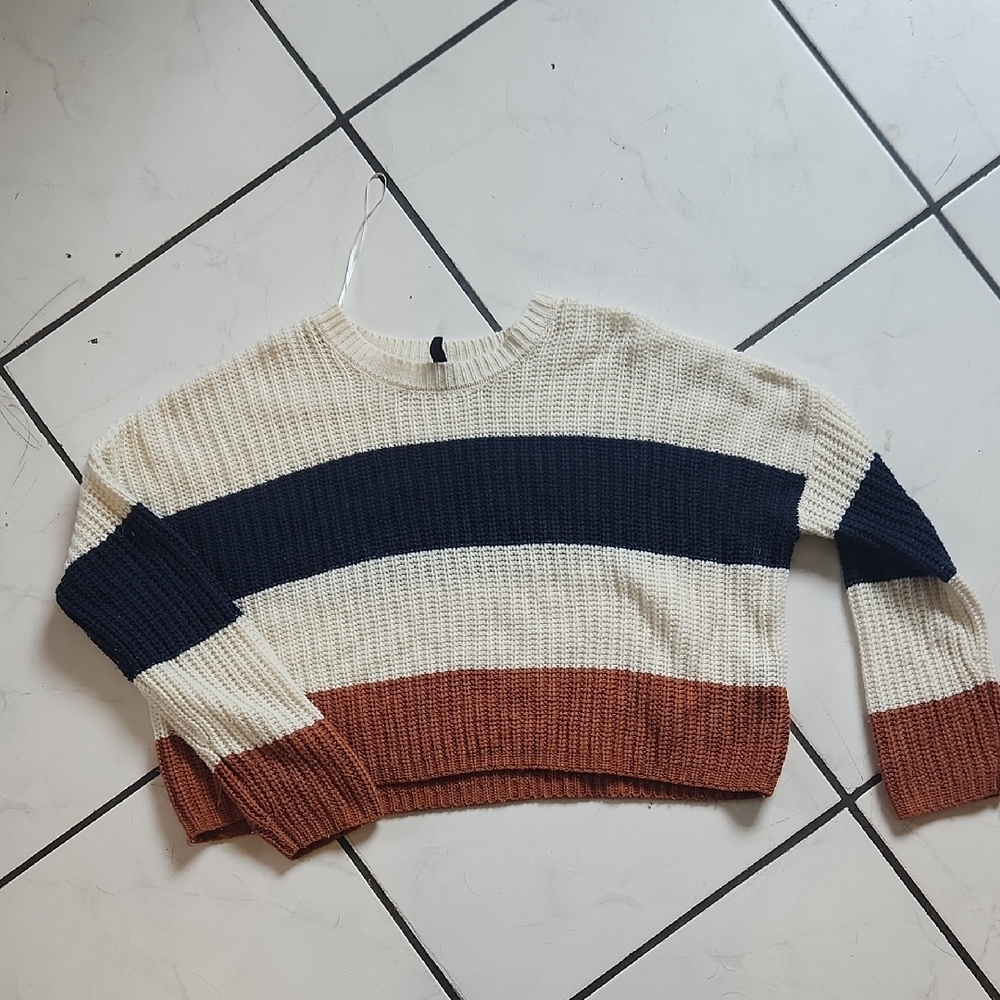 moon & madison Cream and Blue Crew Neck Sweater